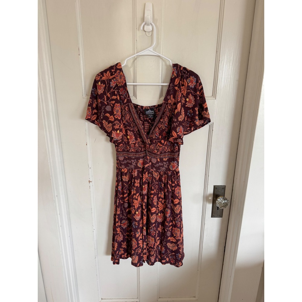 Angie purple floral print ruffle sleeve twist front skater dress size large